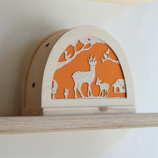 Rådyr i skogen-motiv til siluettlampe