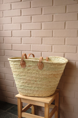 Palmebladveske - lys brun håndatak