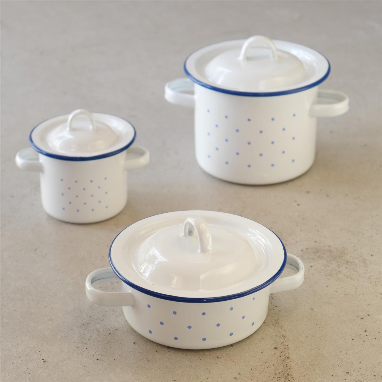 Gryte med lokk - stor (12cm) - emalje