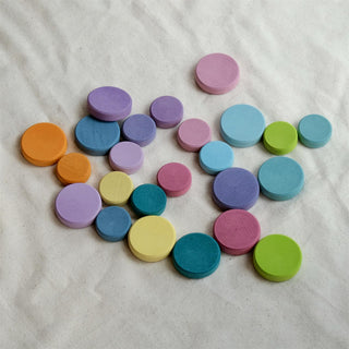 24 Mynter i pastellfarger