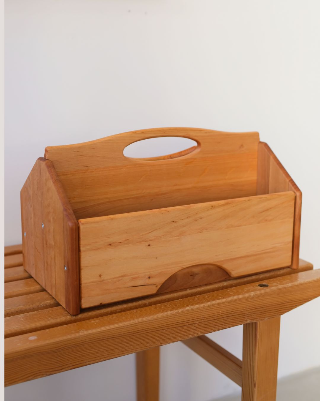 Verktøyskasse med lokk