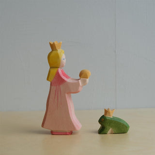 Princess for frog king - trefigur