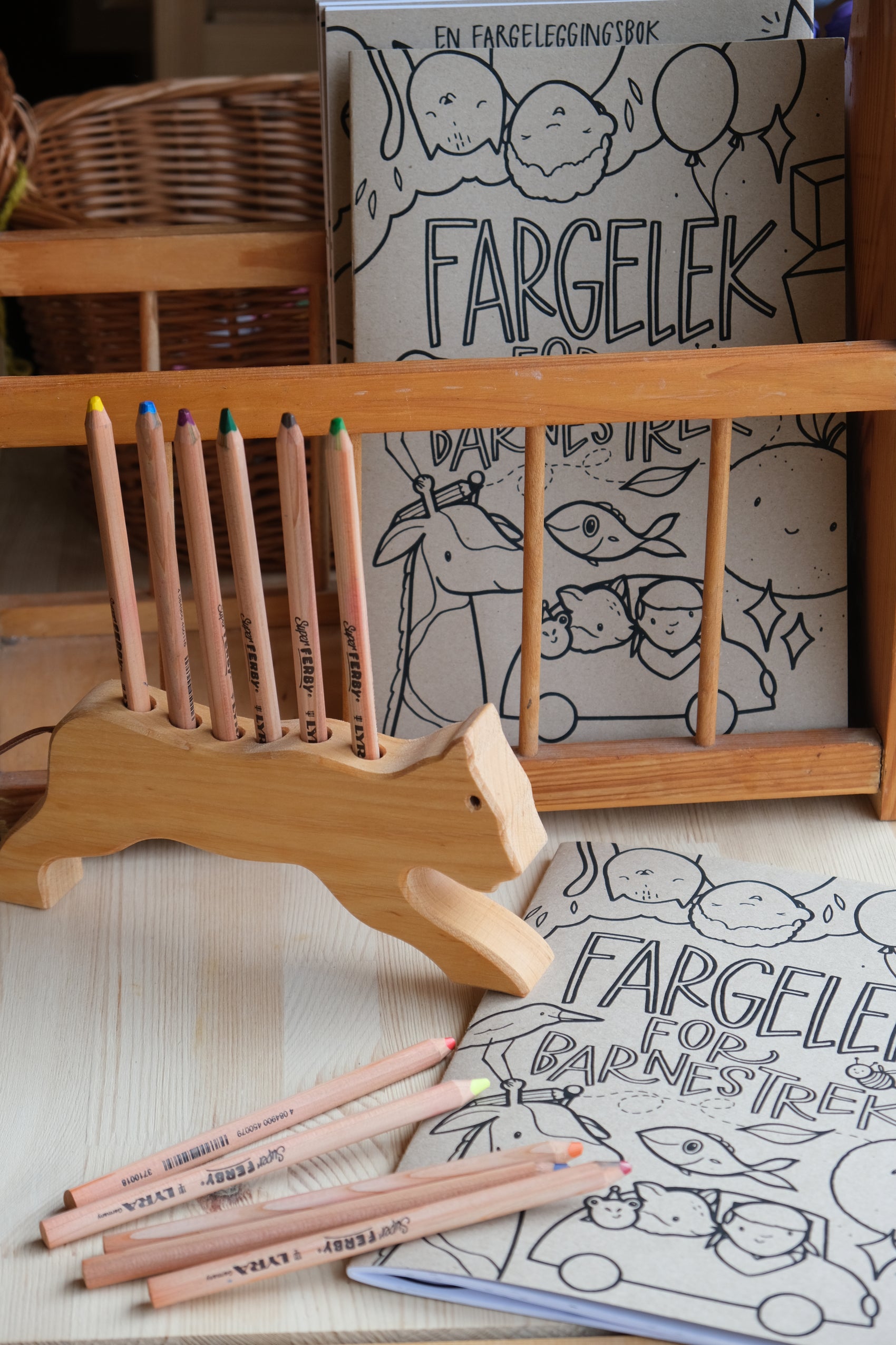 Fargelek for barnestrek av Kristine Dalen Risan - stor