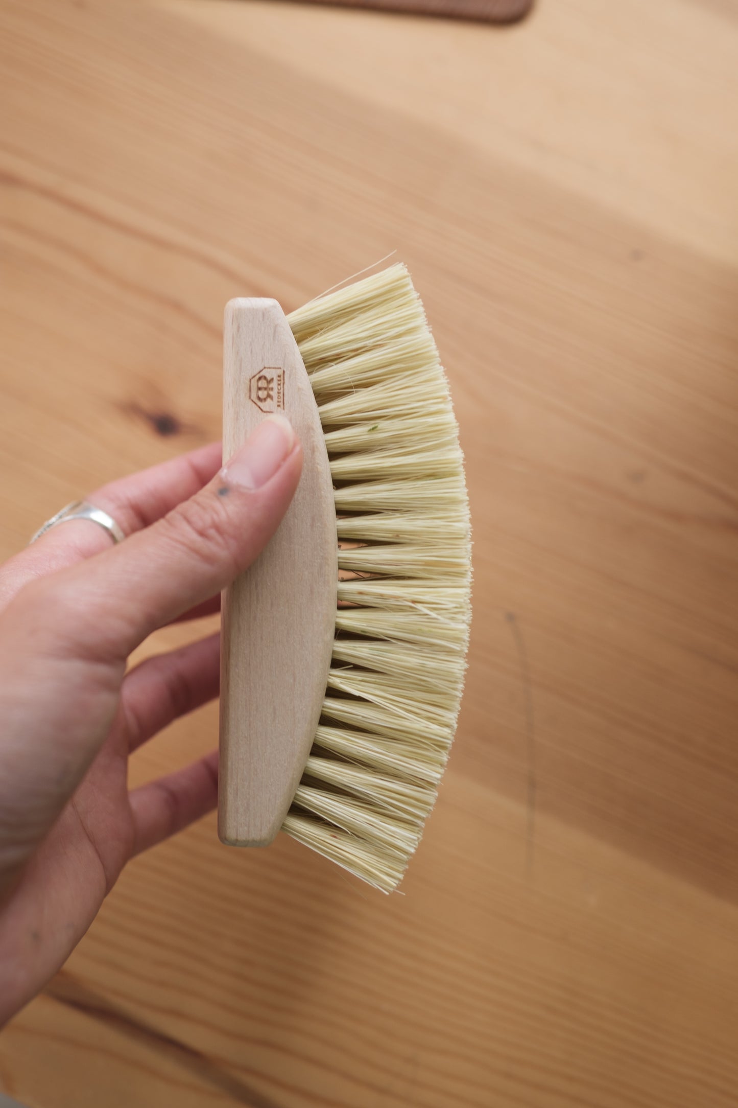 Børste til hevekurv