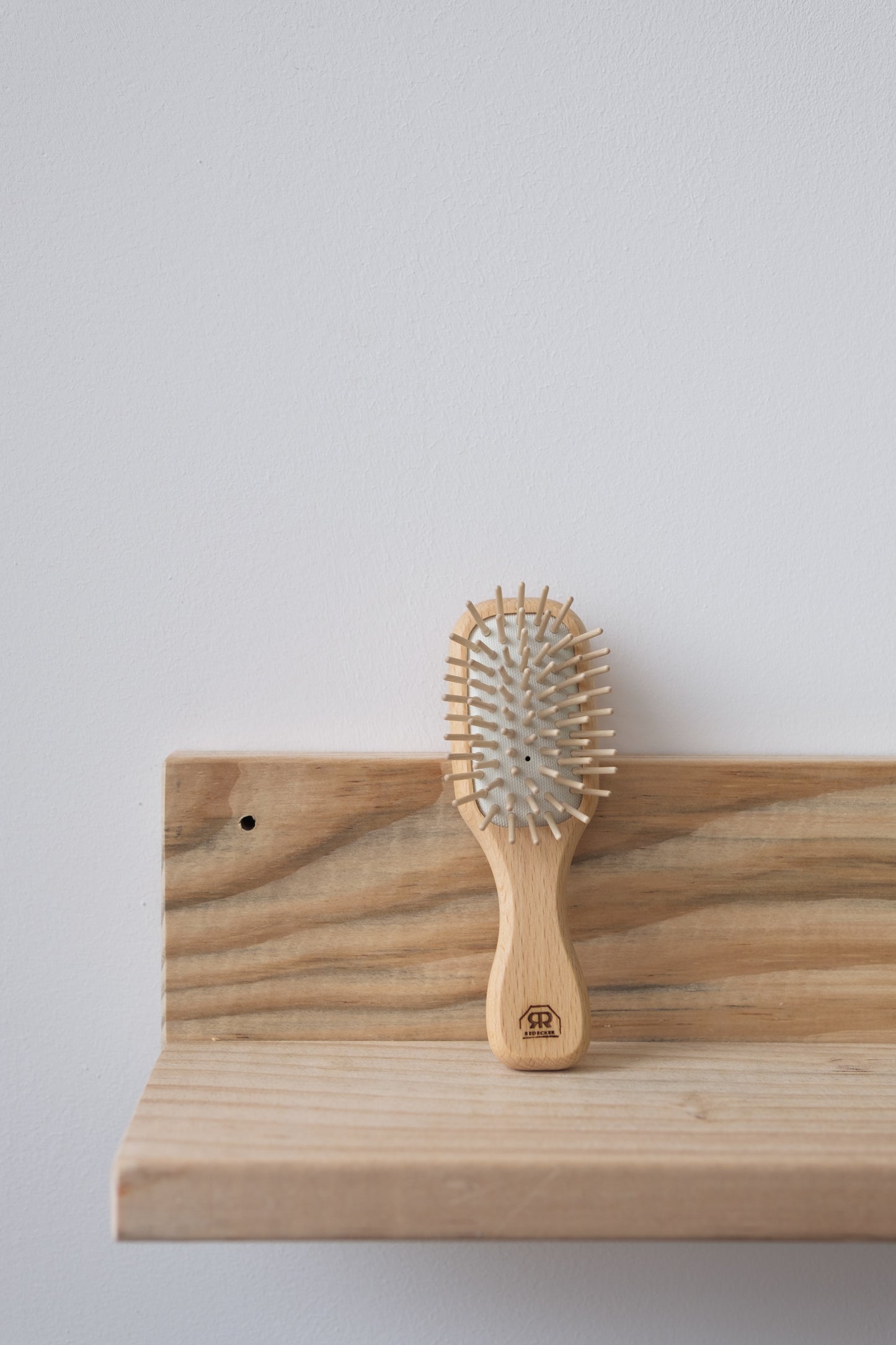 Liten hårbørste med trepigger 11 cm