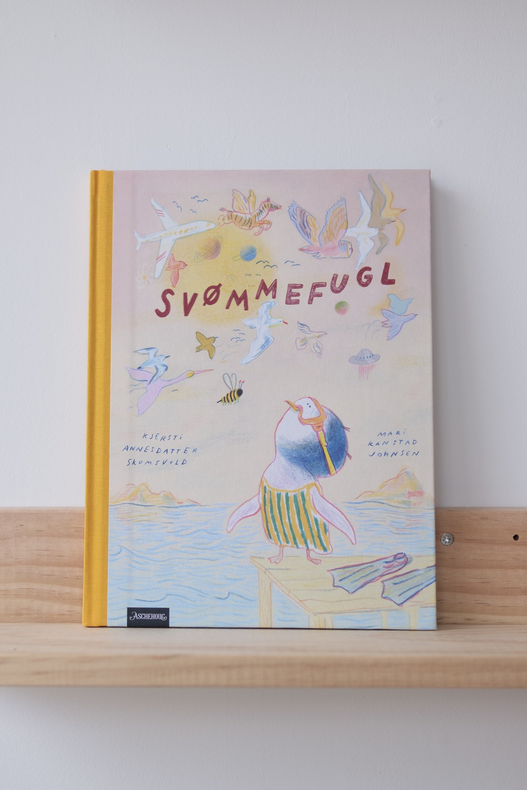 Svømmefugl - Kjersti Annesdatter Skomsvold, Mari Kanstad Johnsen & Rune Døli