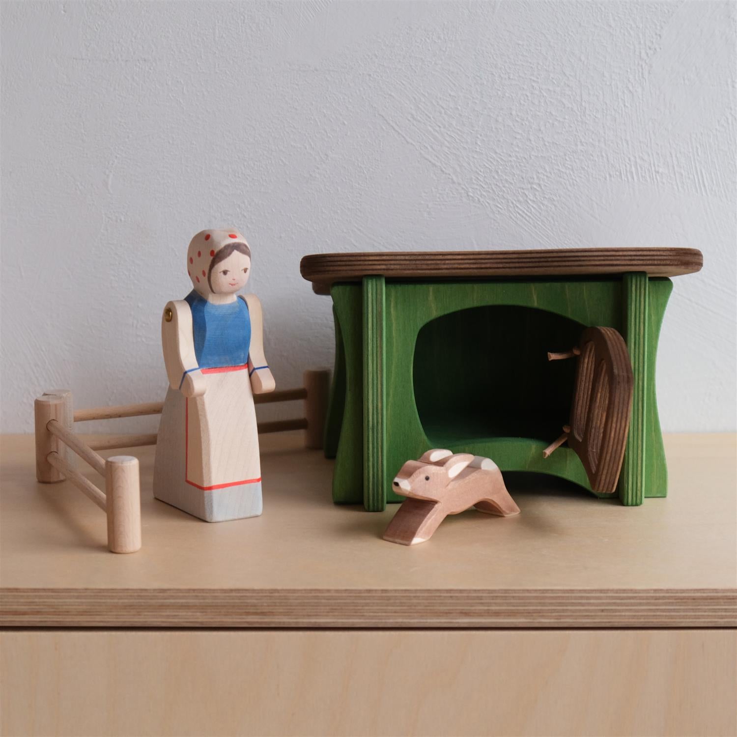 Rabbit / Geese hutch - trefigur