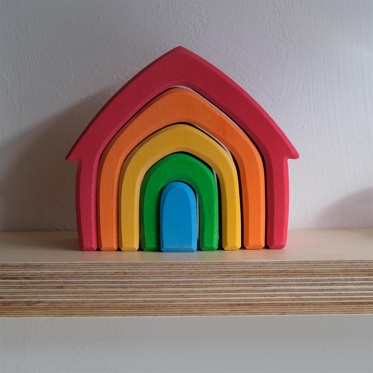 Trehus - regnbuens farger