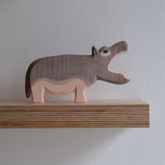 Hippopotamus open mouth - trefigur
