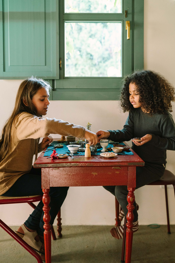 Dishes - sett med tallerker