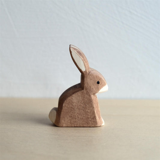 Rabbit sitting - trefigur