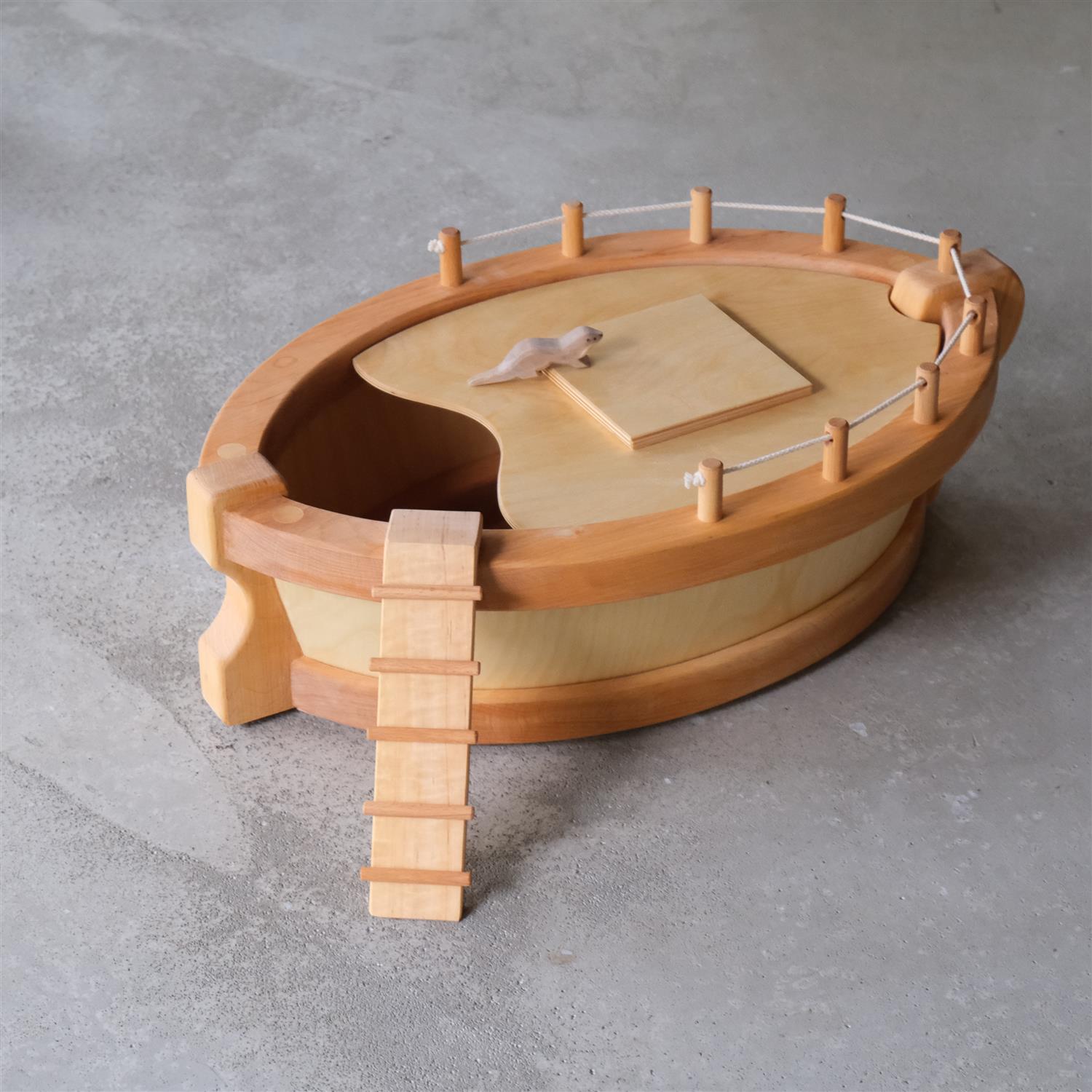 Boat / Ark (body) w. stairs