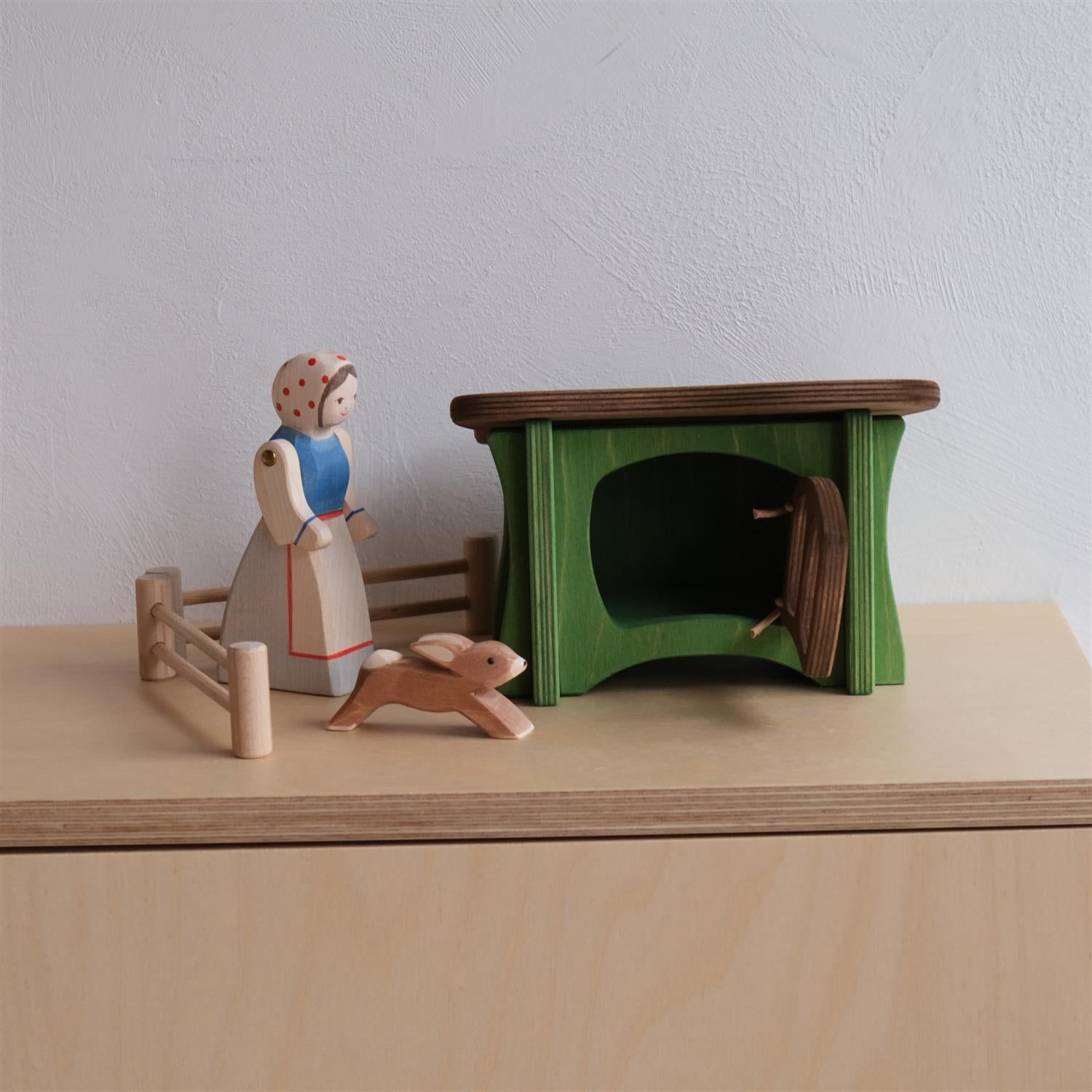 Rabbit / Geese hutch - trefigur