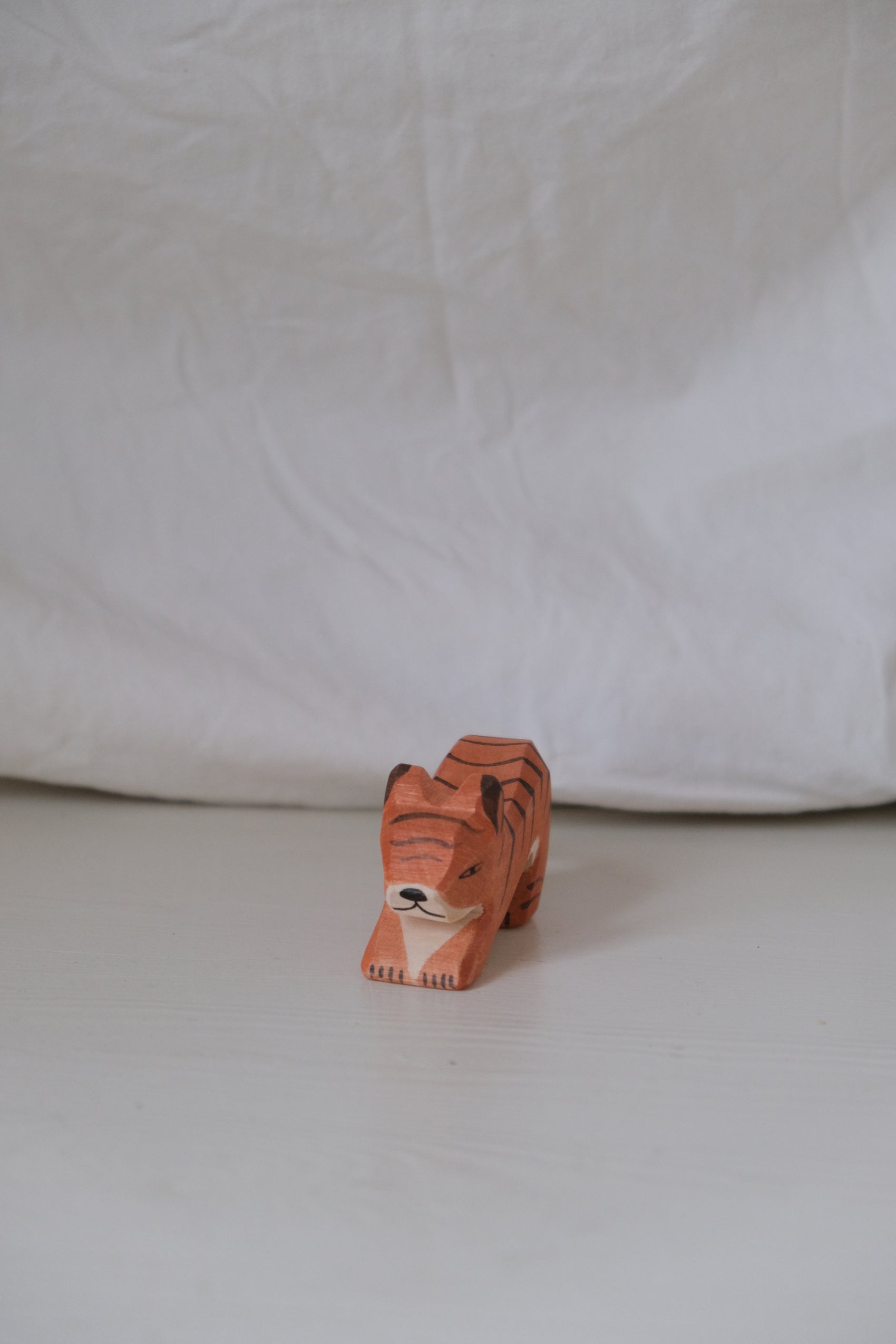 Tiger small lurking - trefigur