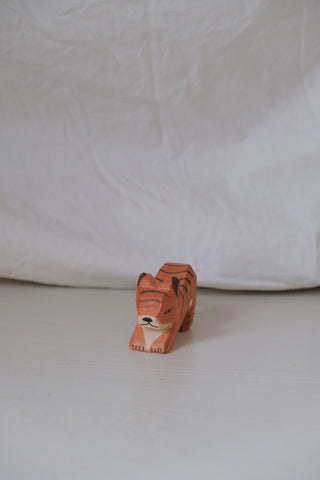 Tiger small lurking - trefigur