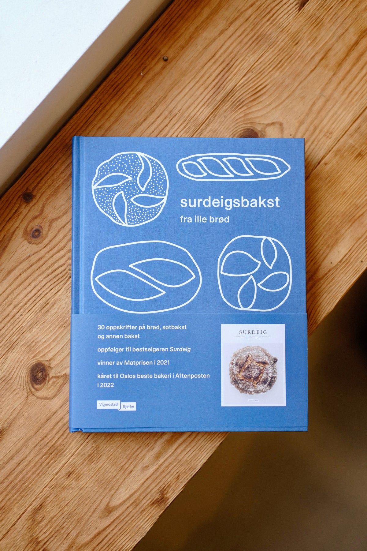 Surdeigsbakst fra ille brød - Martin Ivar Hveem Fjeld, Anca Tinc, Katerina Soukupová & Alan Bates