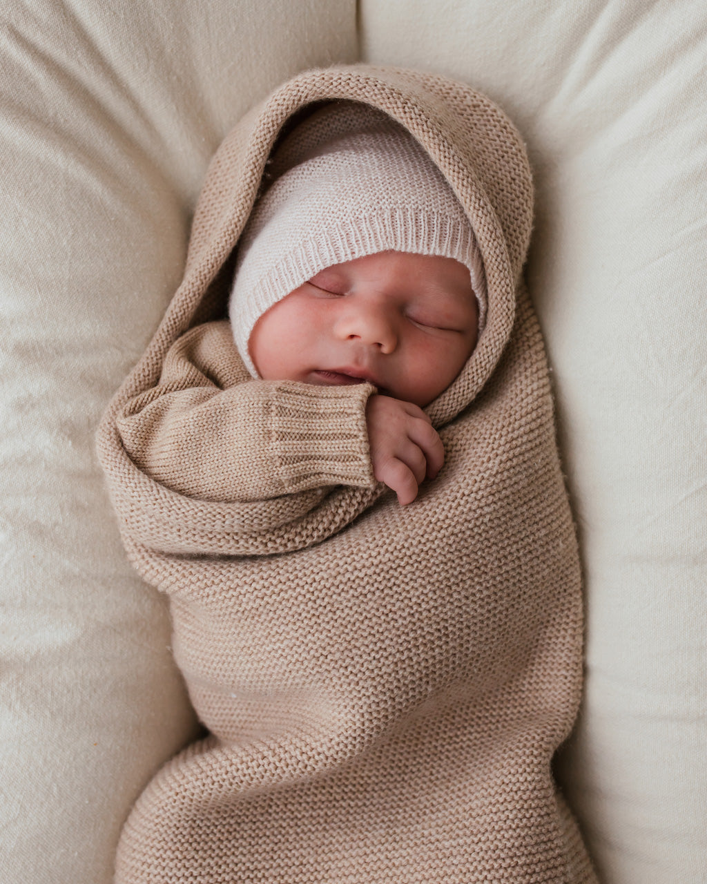 Cocoon babypose - Sand