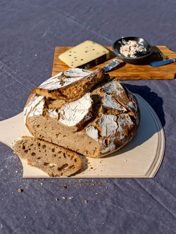 Skjærebrett i oliventre (40x13x1,3cm)