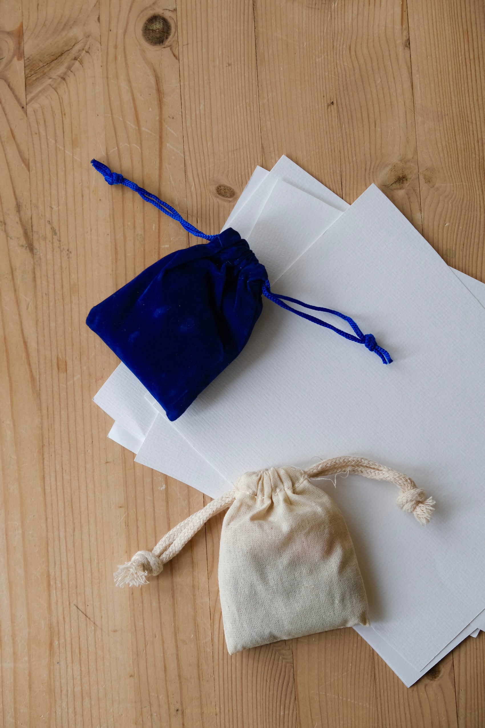 Fargesteiner i øko soya - 8 stk