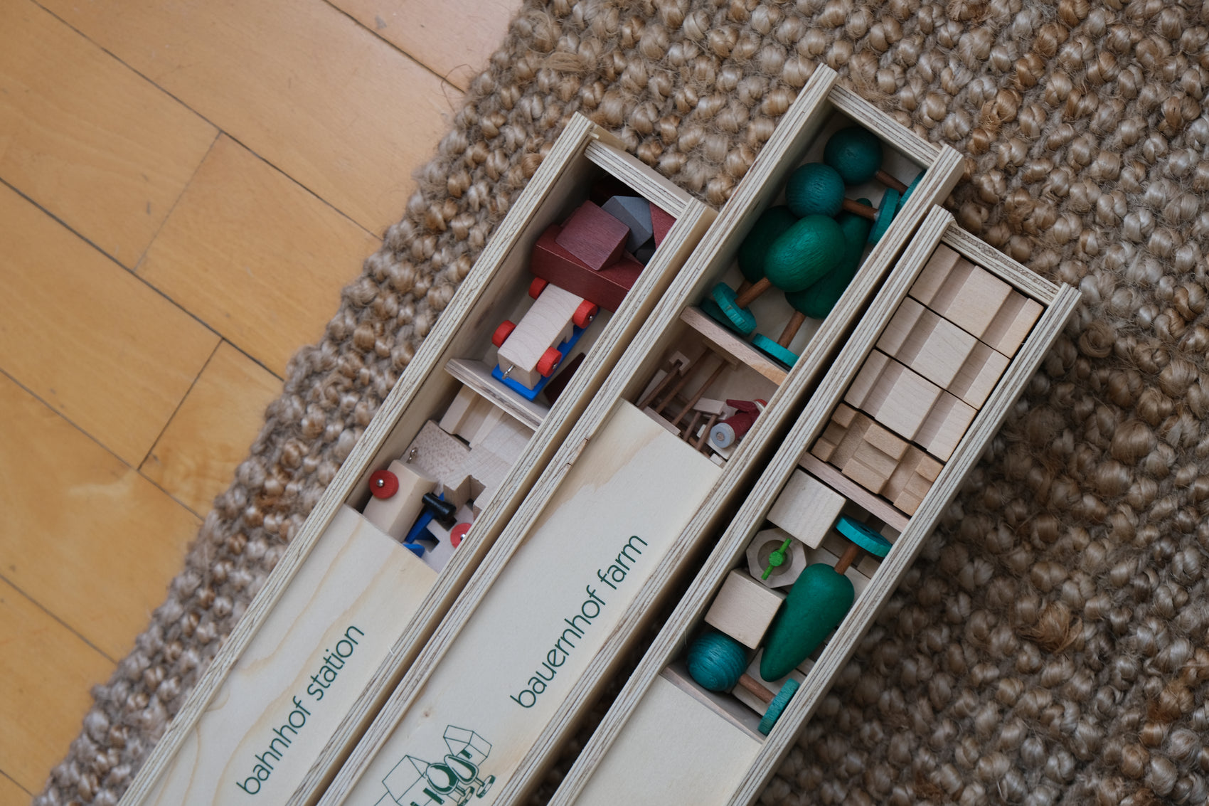 Togstasjon i treeske