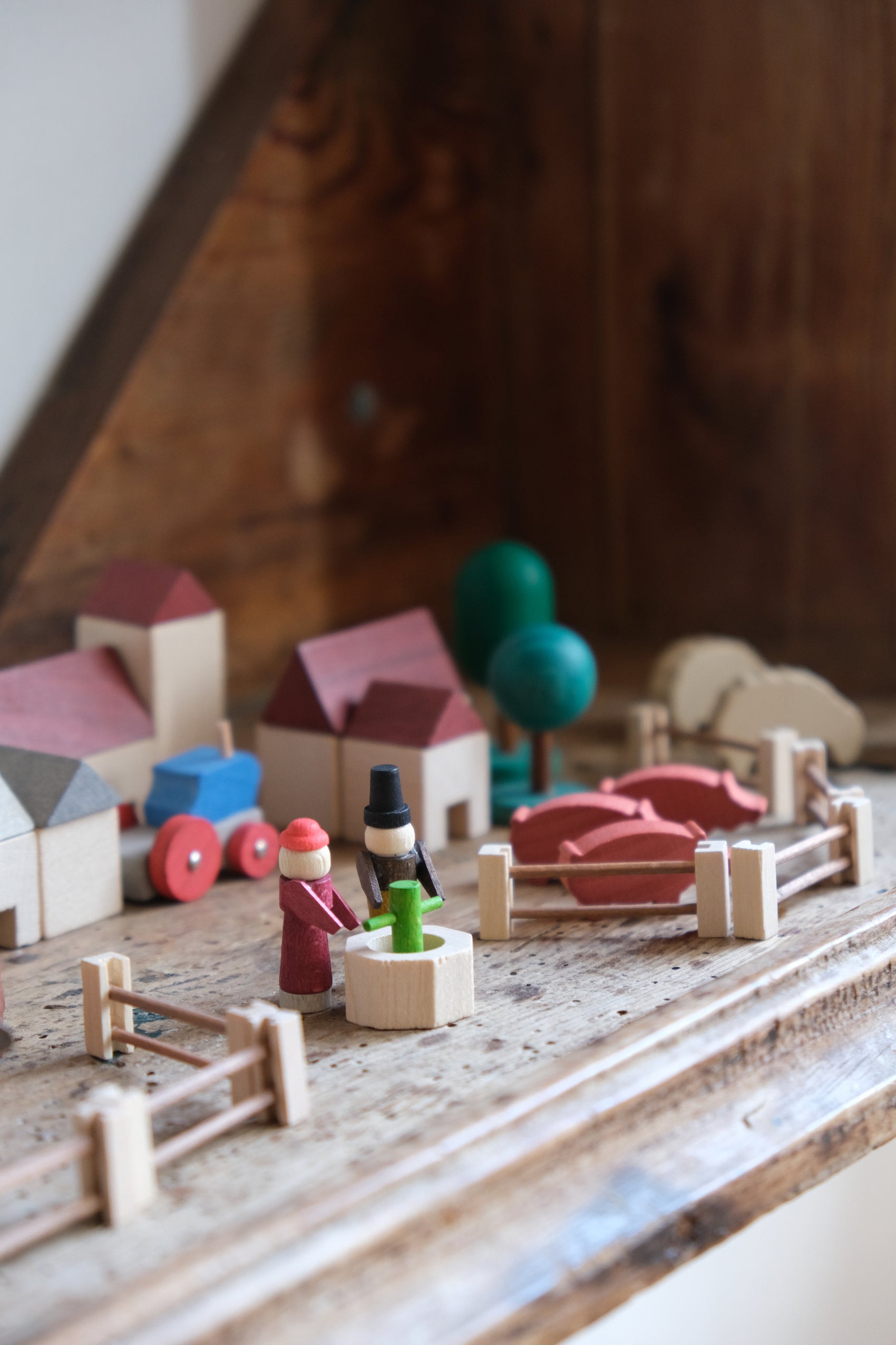 Gårdslivet i treeske