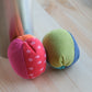Rød ball I frotté med bjelle - 8cm