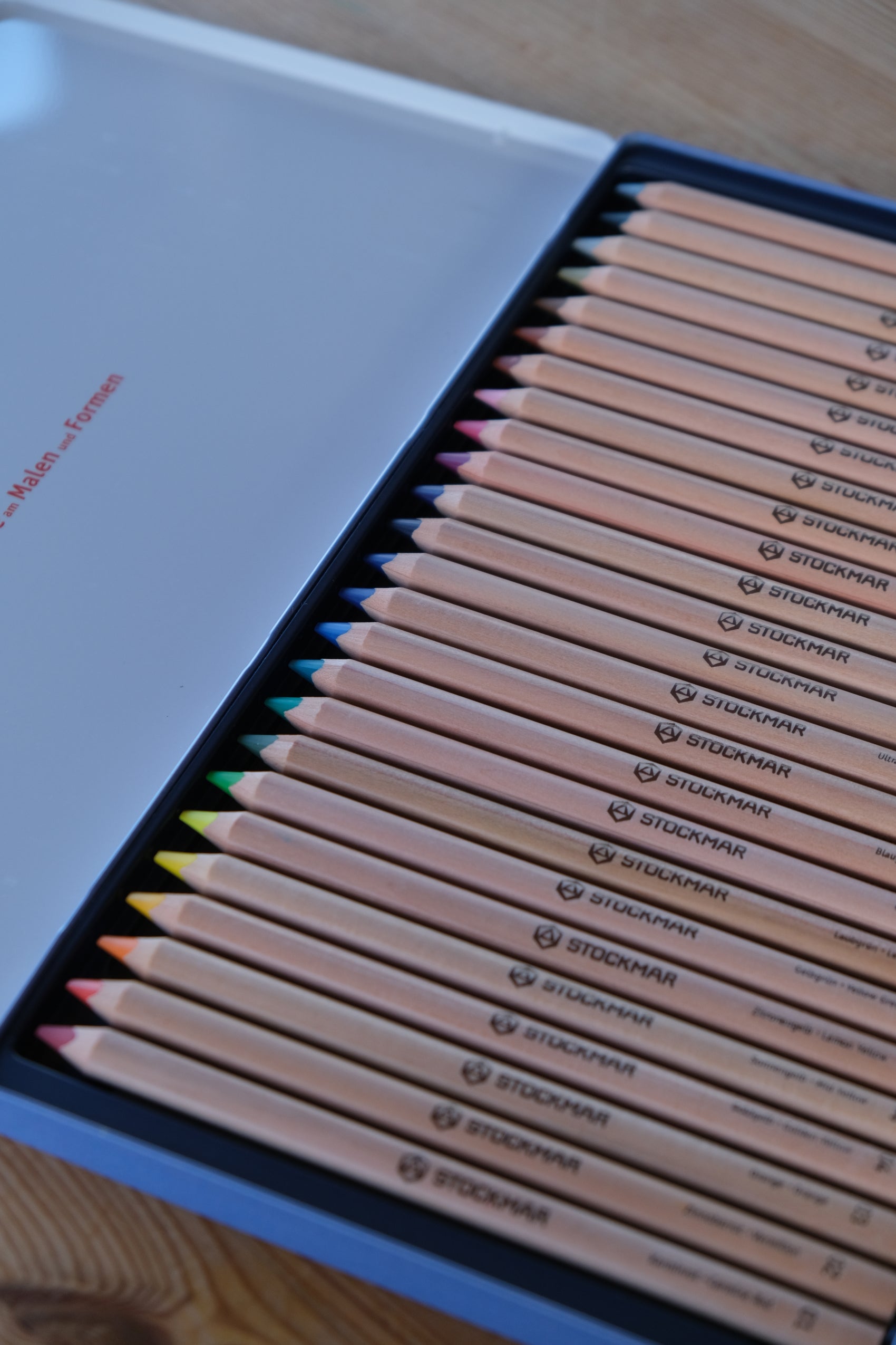 Fargeblyanter med trekantgrep - 24+1 stk