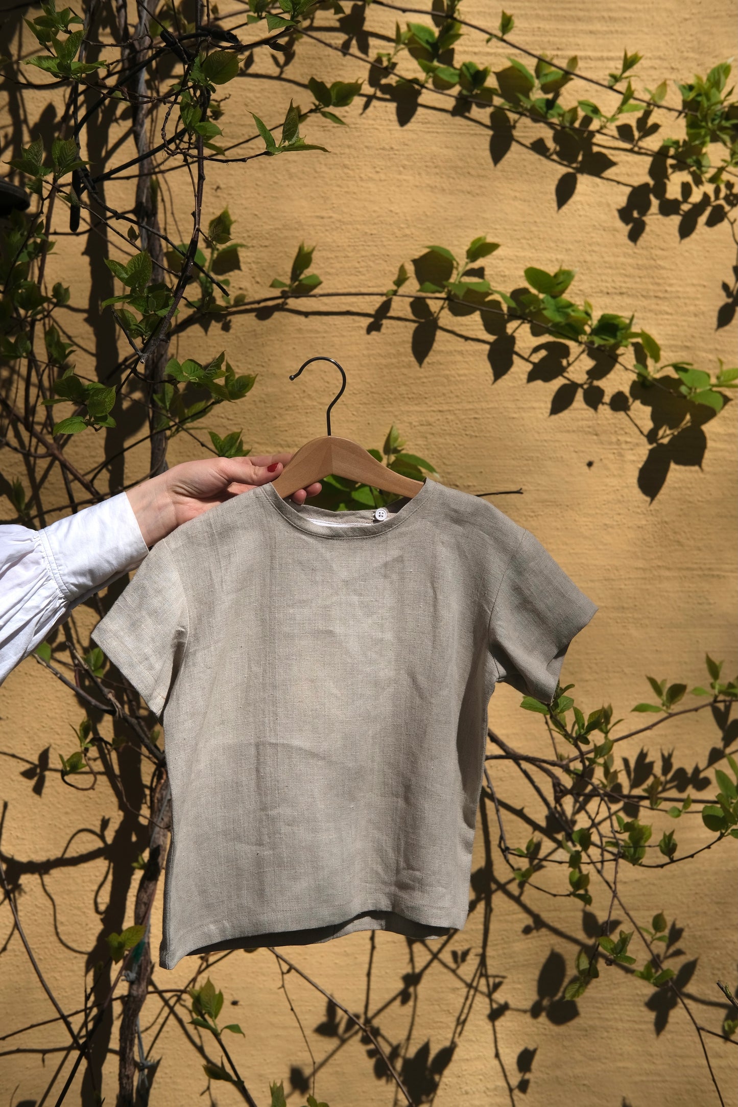 Basic top - shortsleeve - sand
