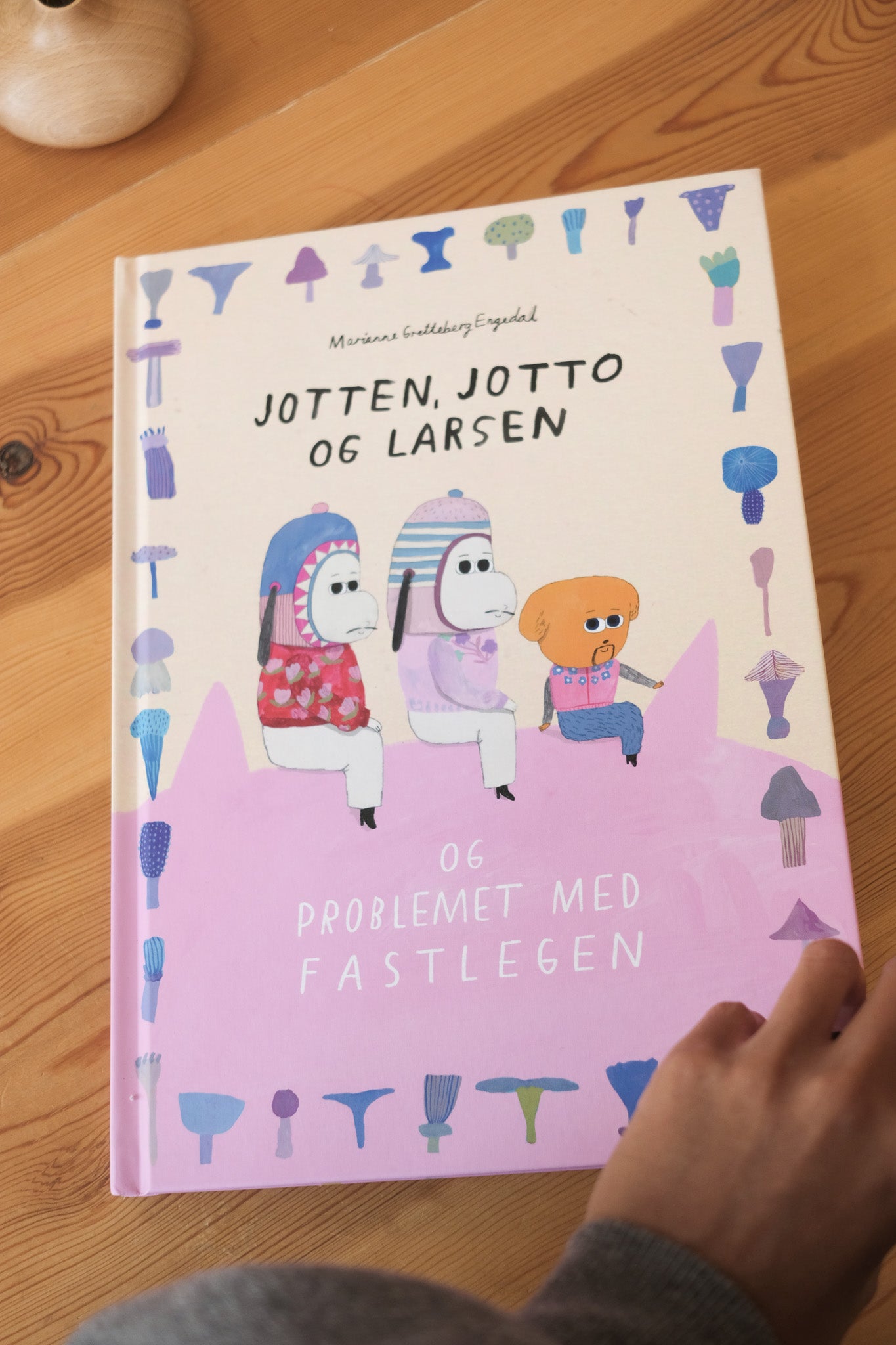 Jotten, Jotto og Larsen og problemet med fastlegen - Marianne Grettenberg Engedal