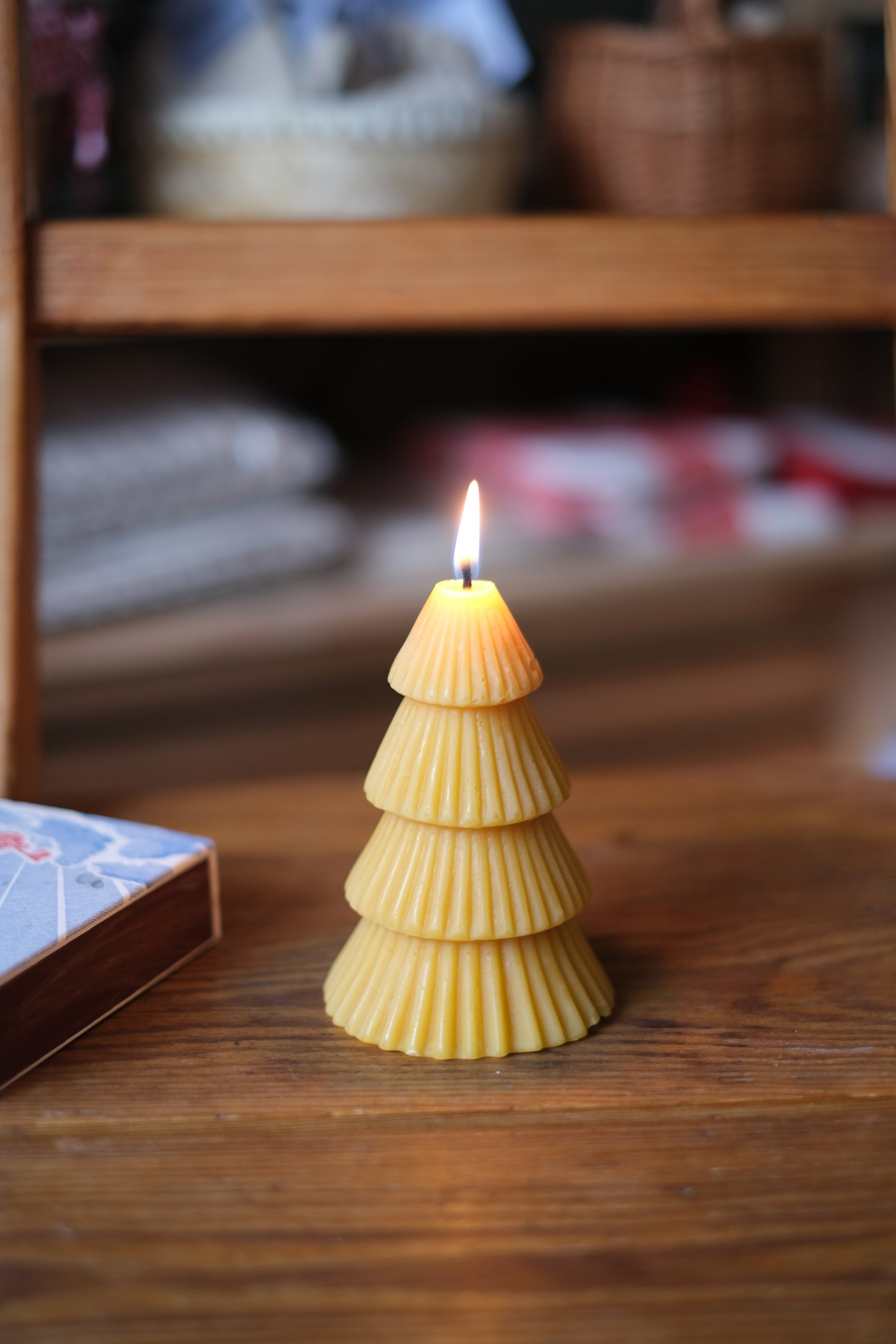 Bivokslys juletre - bivoks - 8cm