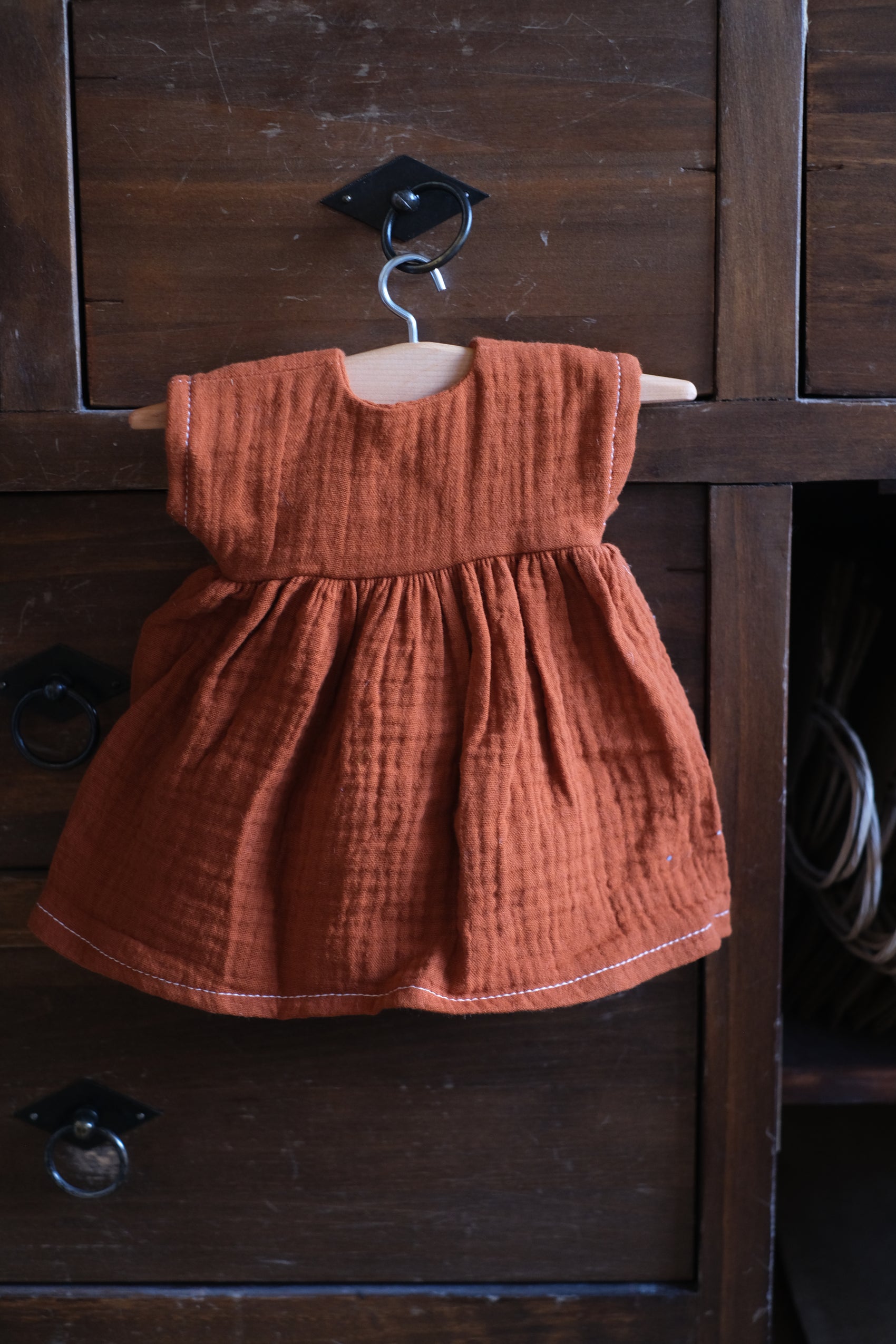 Liten kleshenger - 1 stk