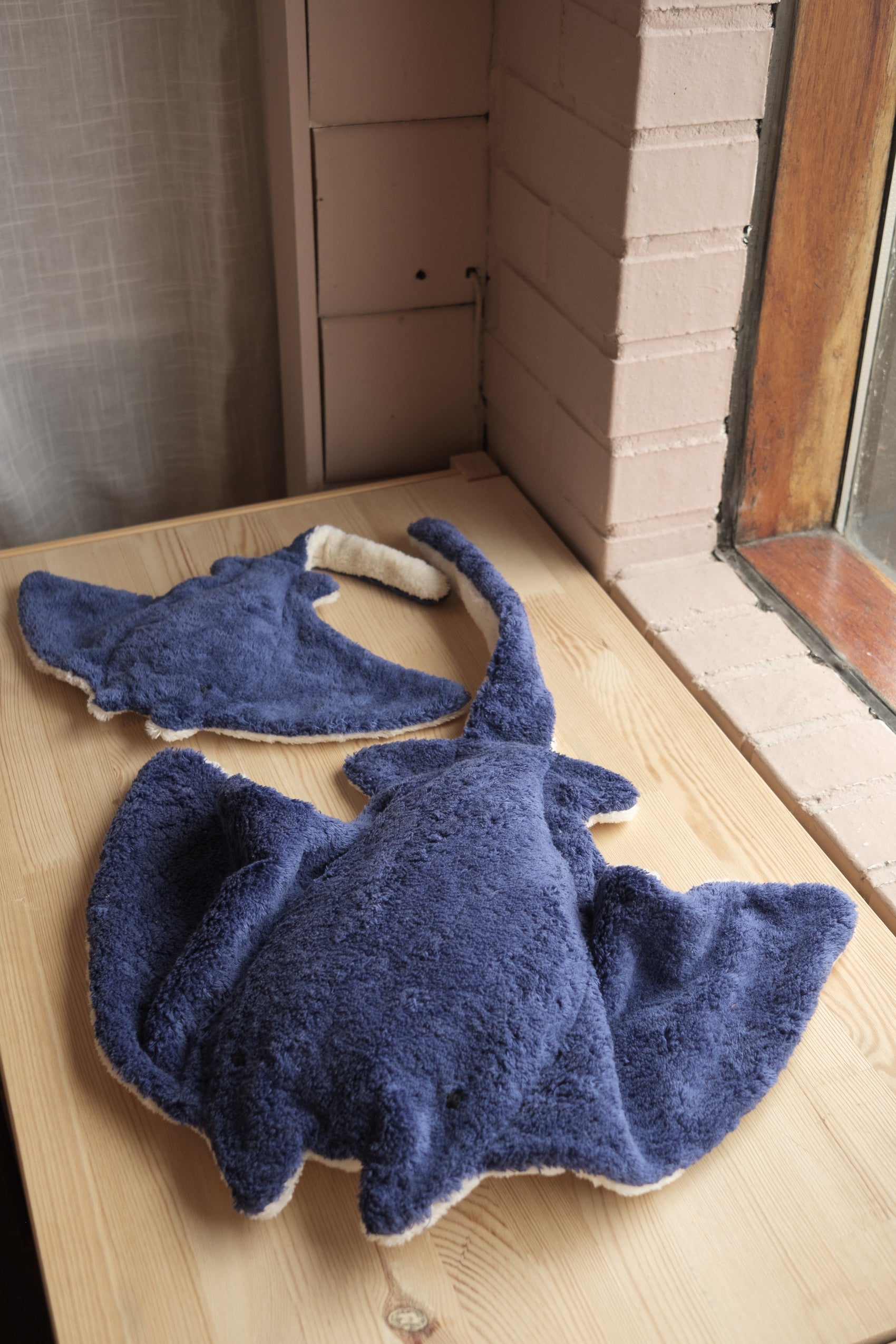 Djevelrokke med varme/kjølepute - stor - blå