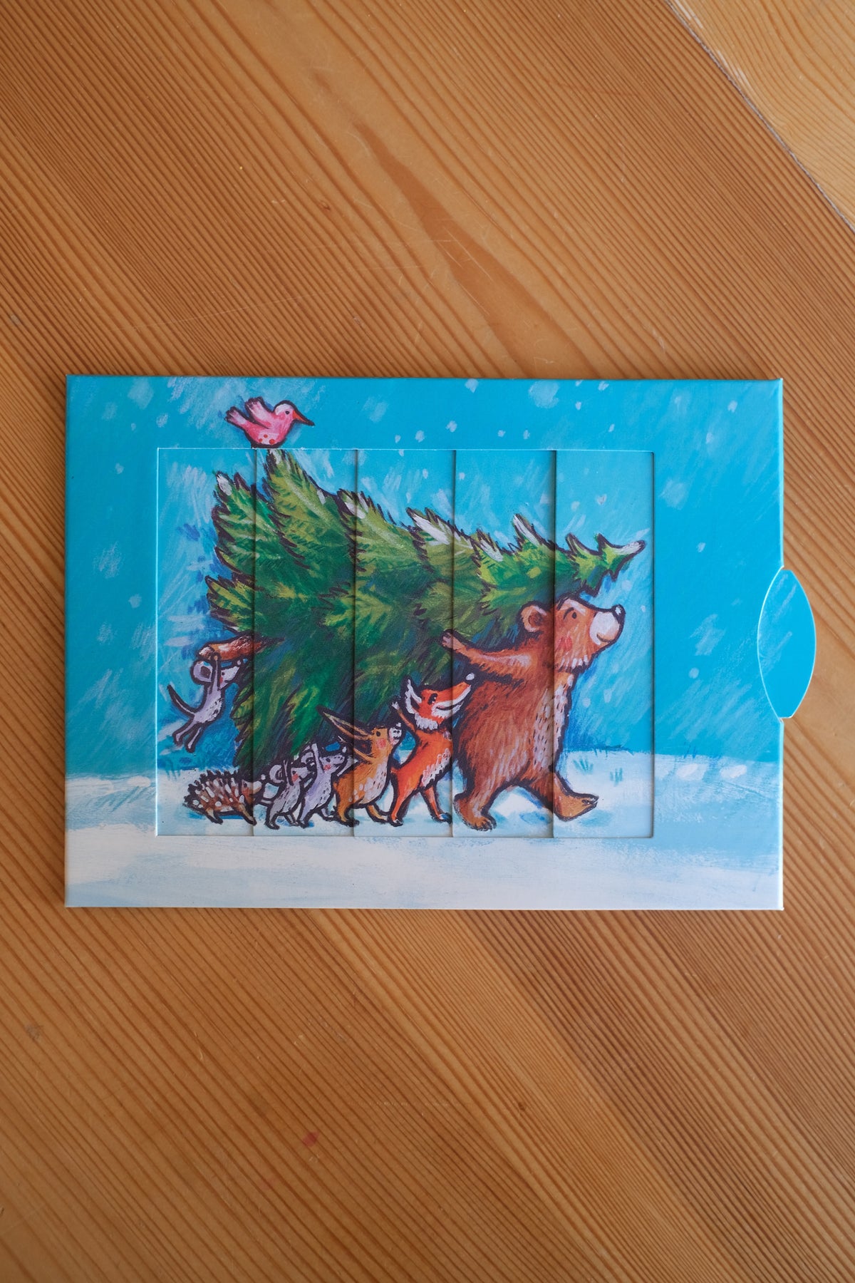 Bevegelig kort - dyr i juleskogen