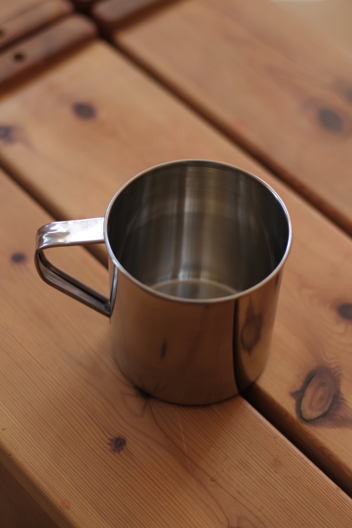 Stort krus - 11 cm i rustfritt stål