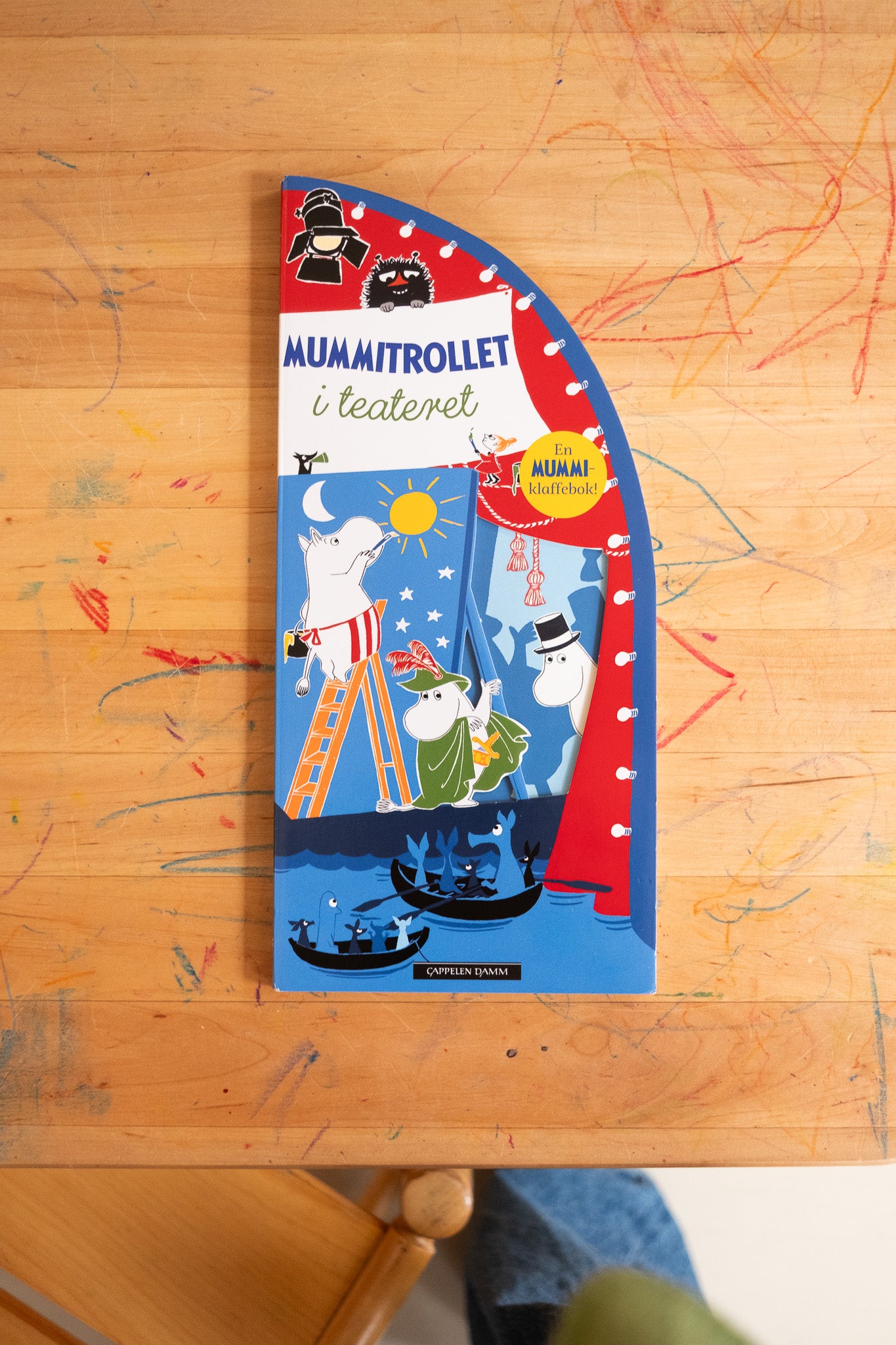 Mummitrollet i teateret - Tove Jansson - klaffebok