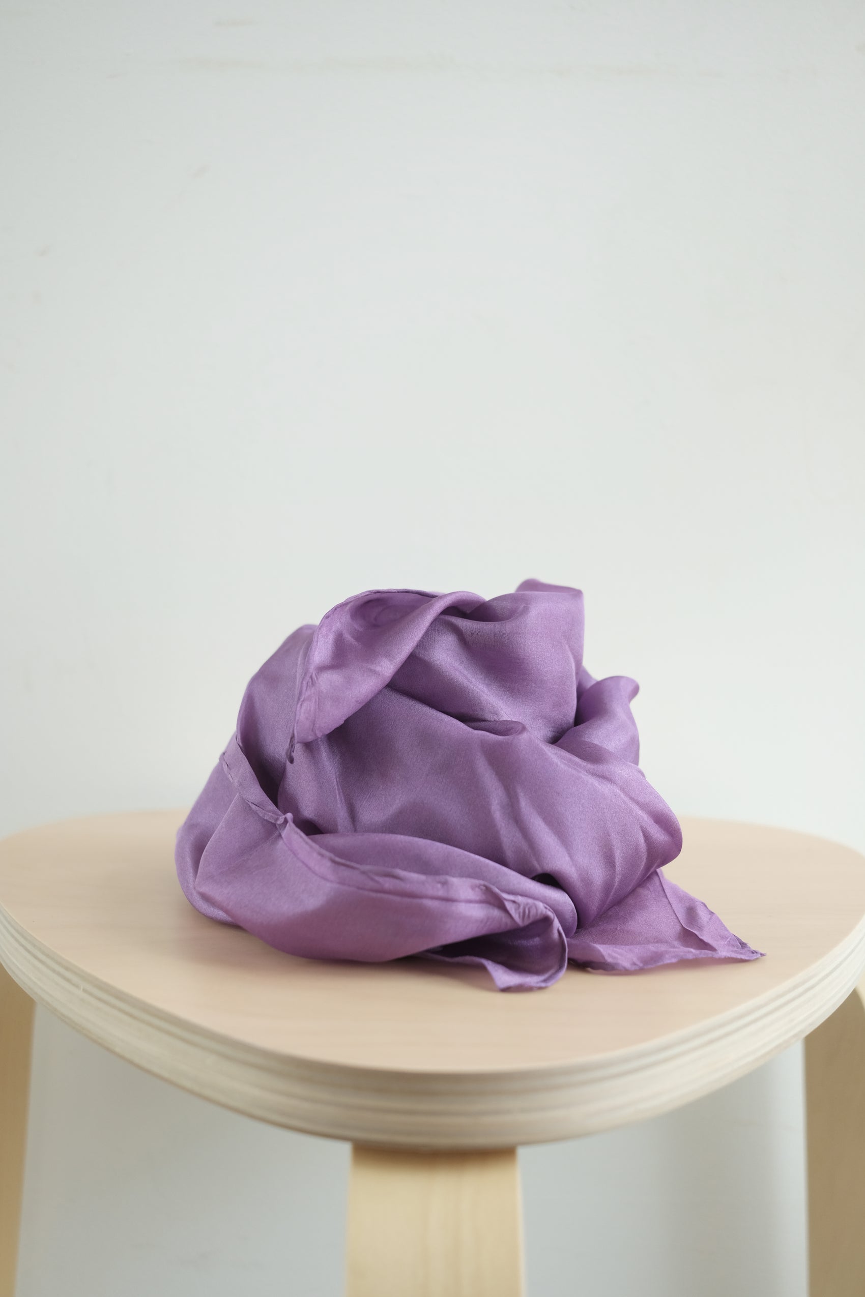 Lekesilke - 90x90cm - plantefarget purpur