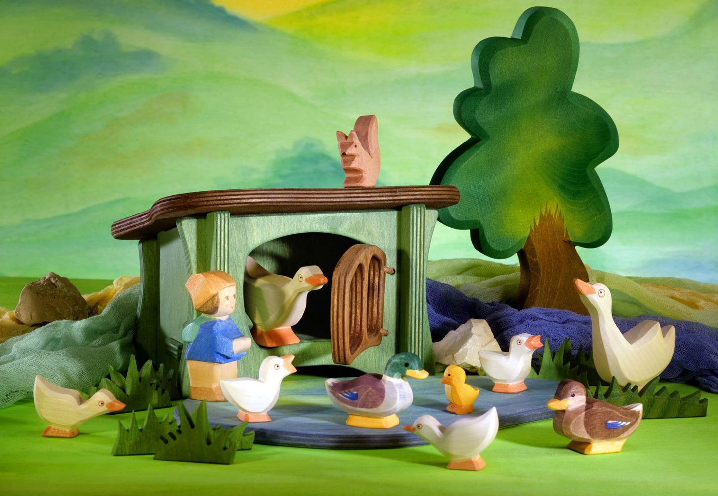 Duck sitting - trefigur
