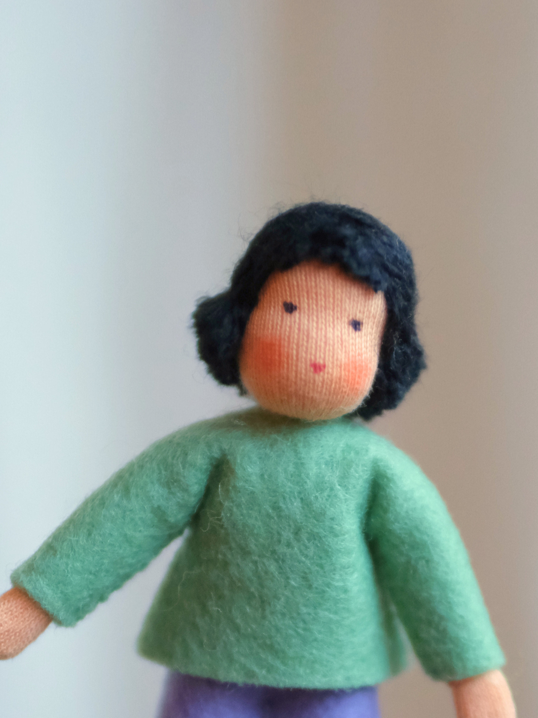 Håndlaget samlefigur i ull - Hektor (9cm)