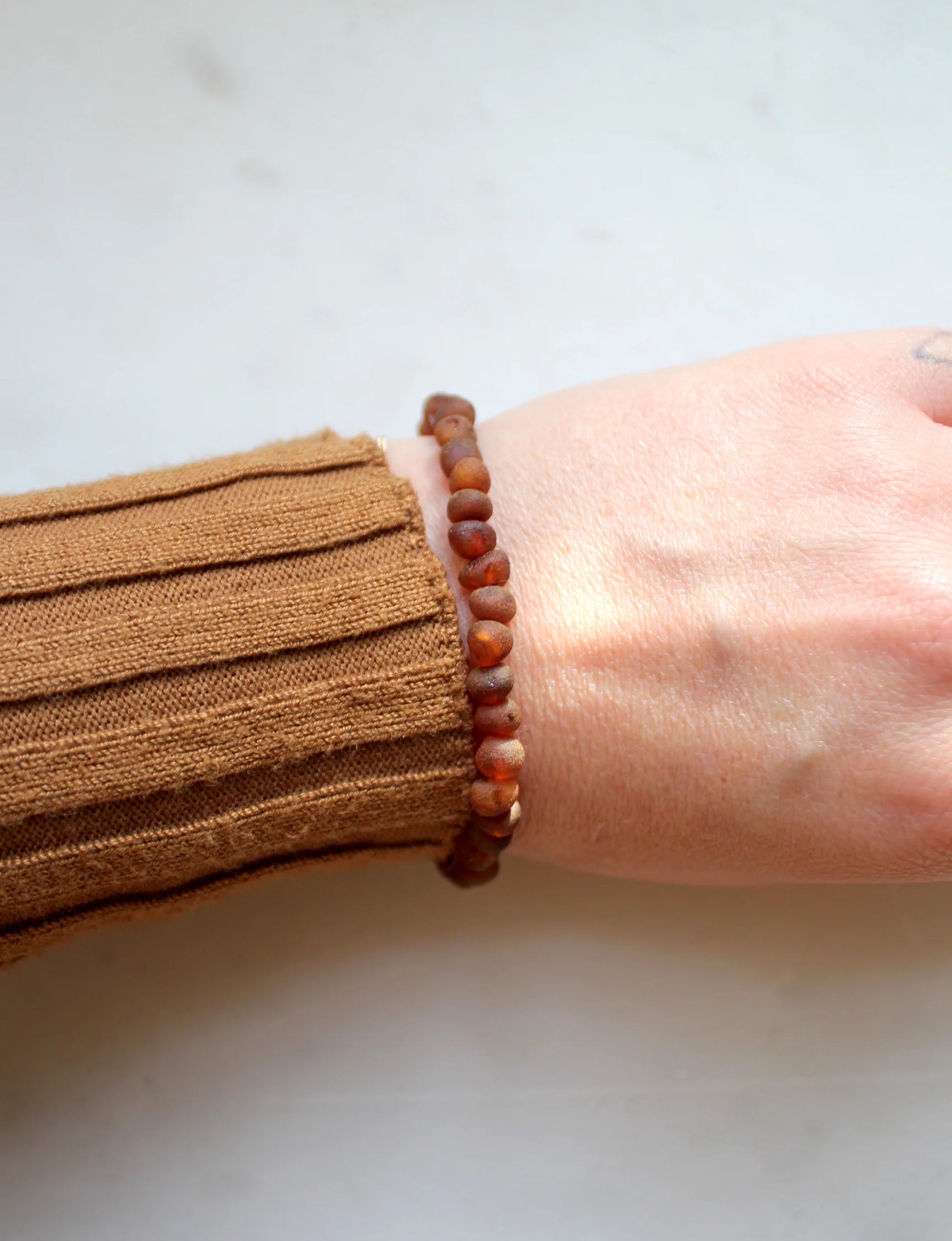 Raw caramel armbånd voksen (18cm)