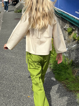 Esther bluse i bomull – justerbar snor