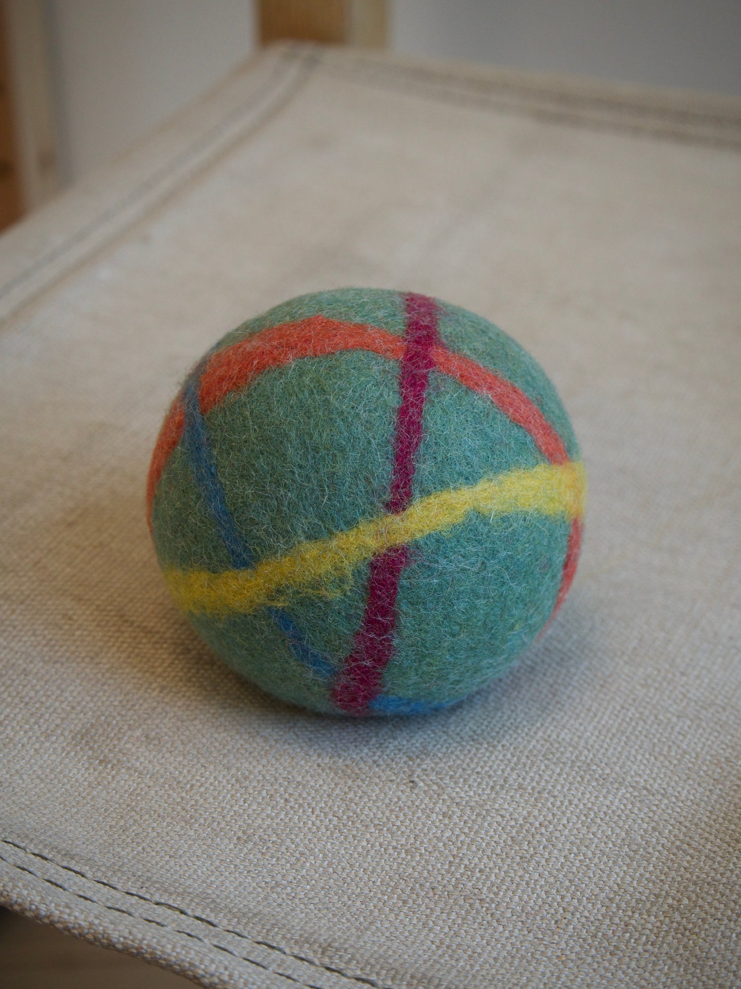 Filtball plantefarget - med bjelle - 8 cm