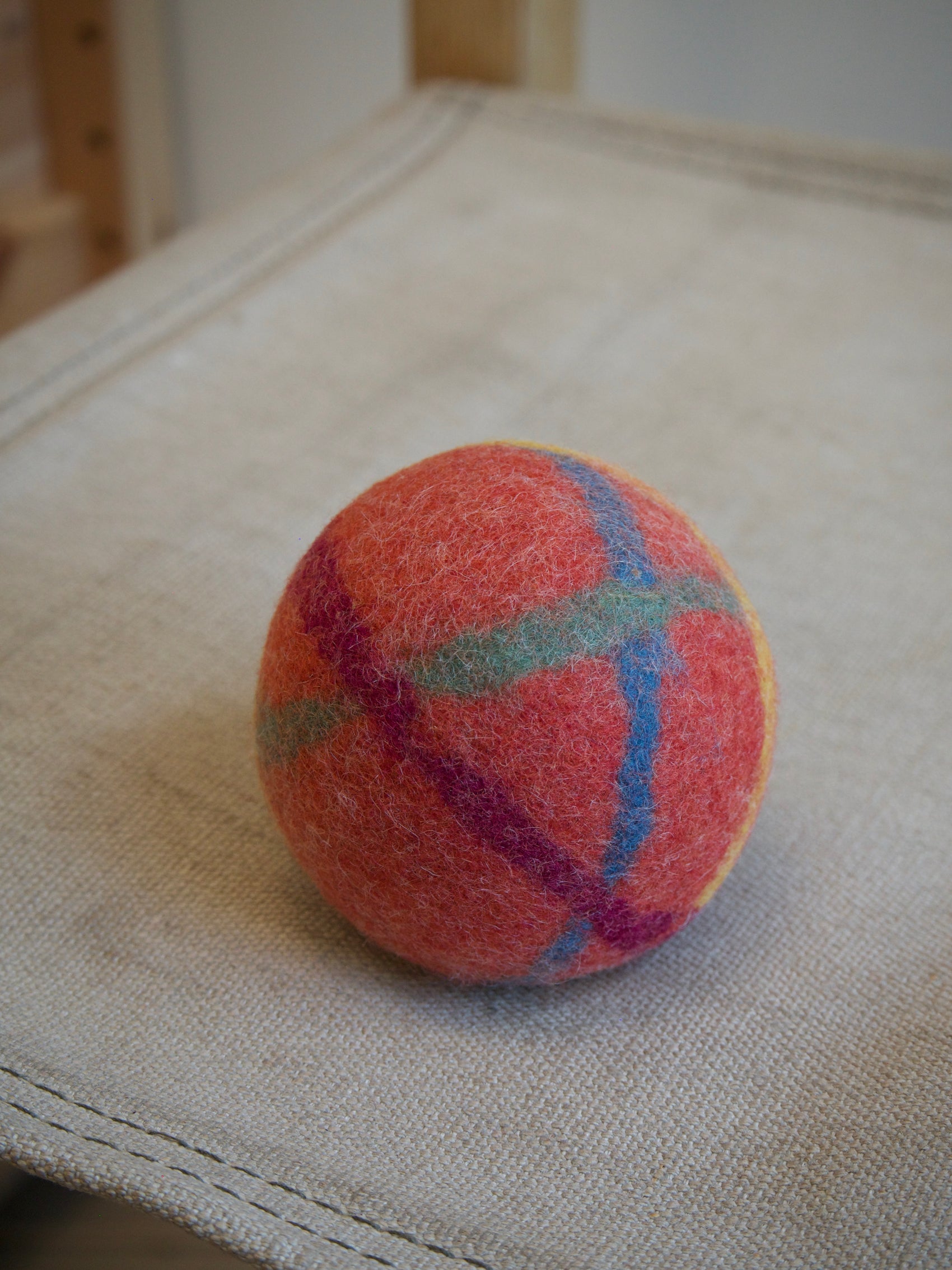 Filtball plantefarget - med bjelle - 8 cm