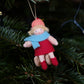 Julebarn på kjelke - jente rød kjole - hengeullfigur