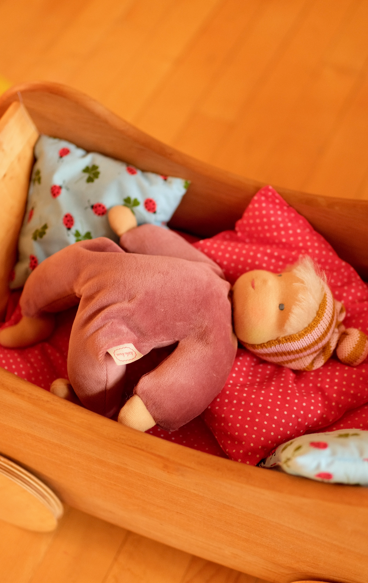 Nana - rose kosedukke - 35 cm