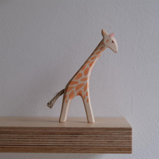 Giraffe small head low - trefigur
