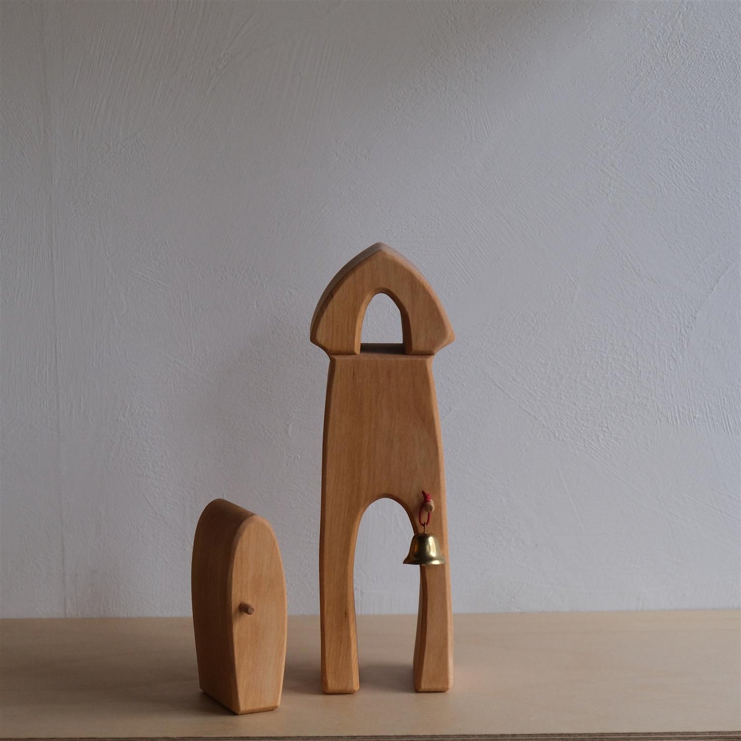 Sentry post with bell - borgdel