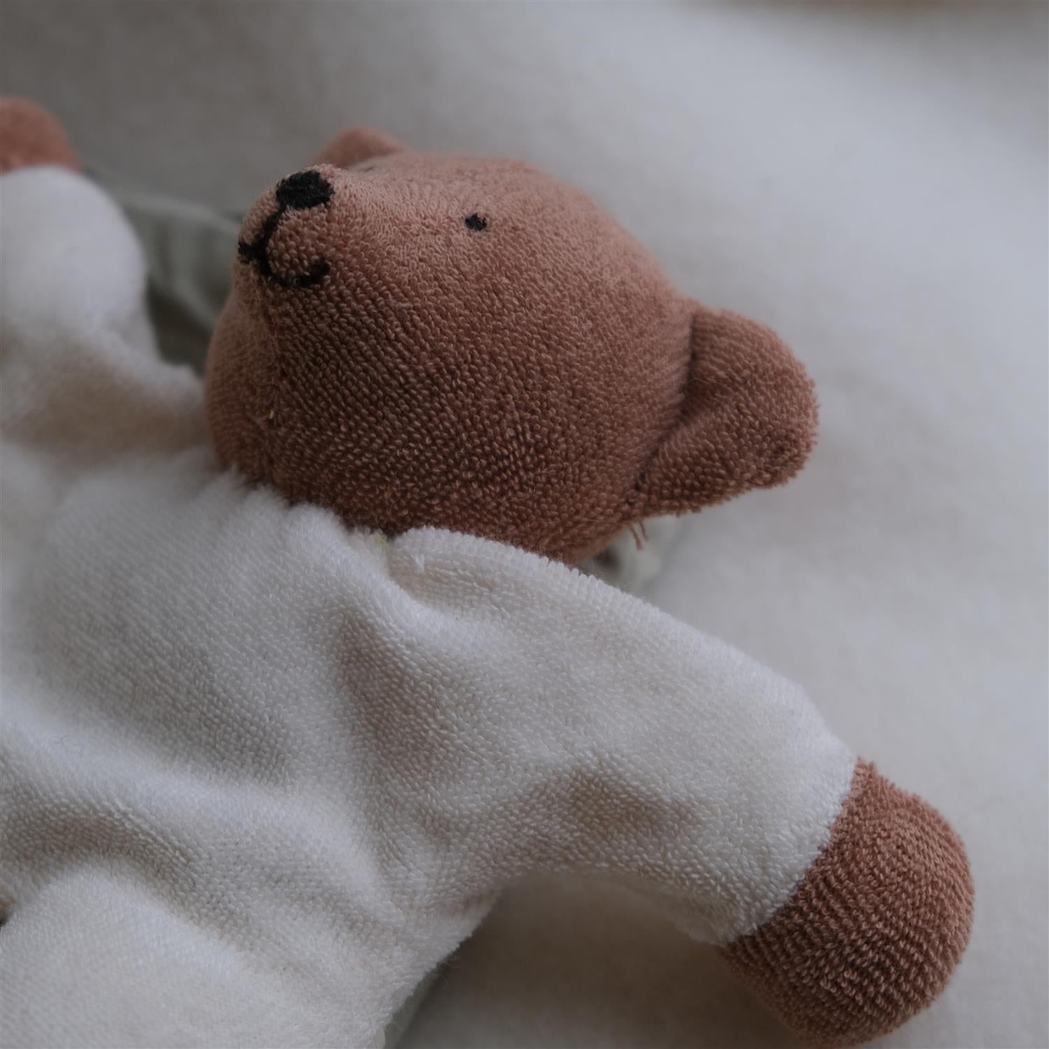 Bamse med rangle - 22cm