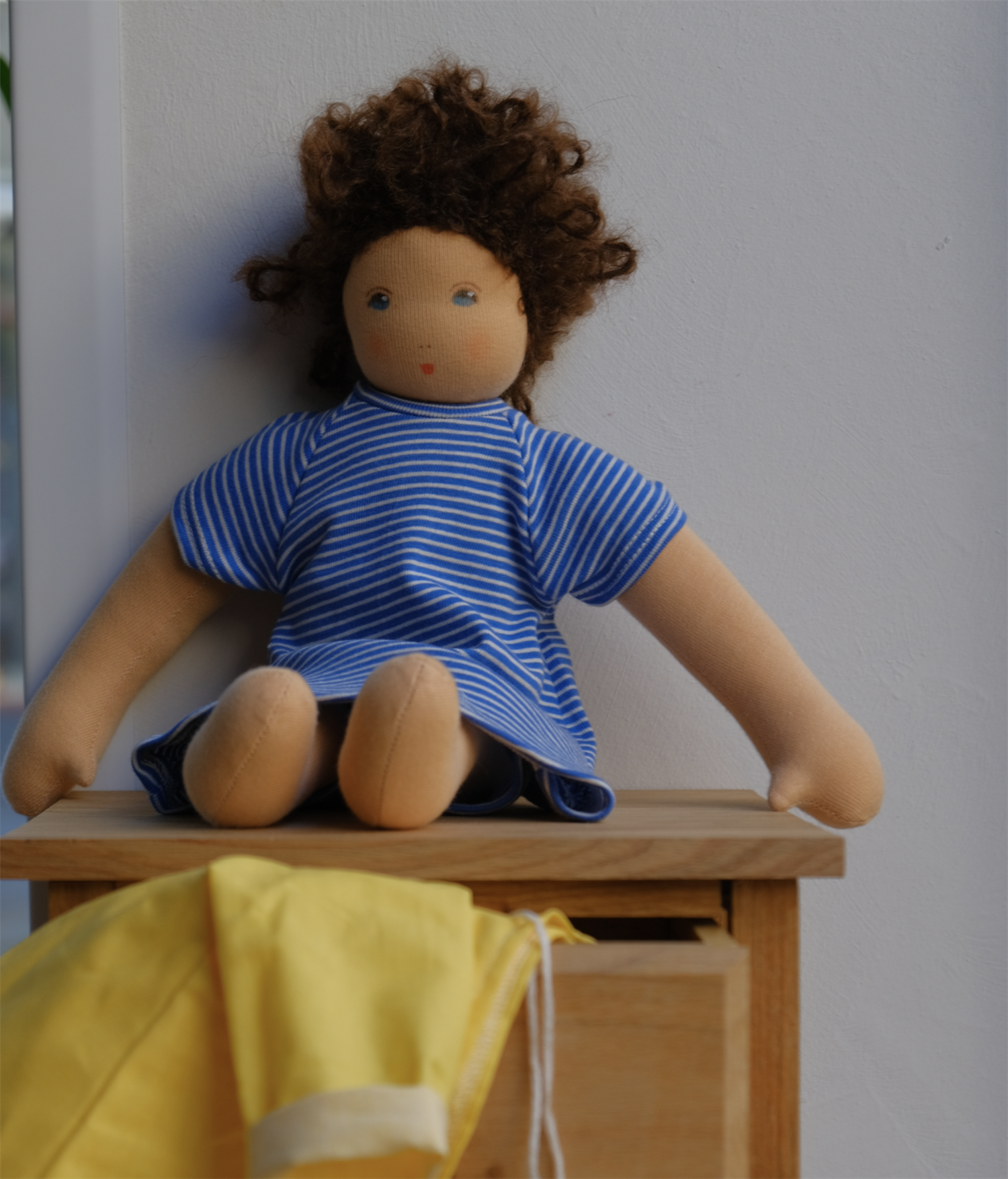 Lena - 39cm