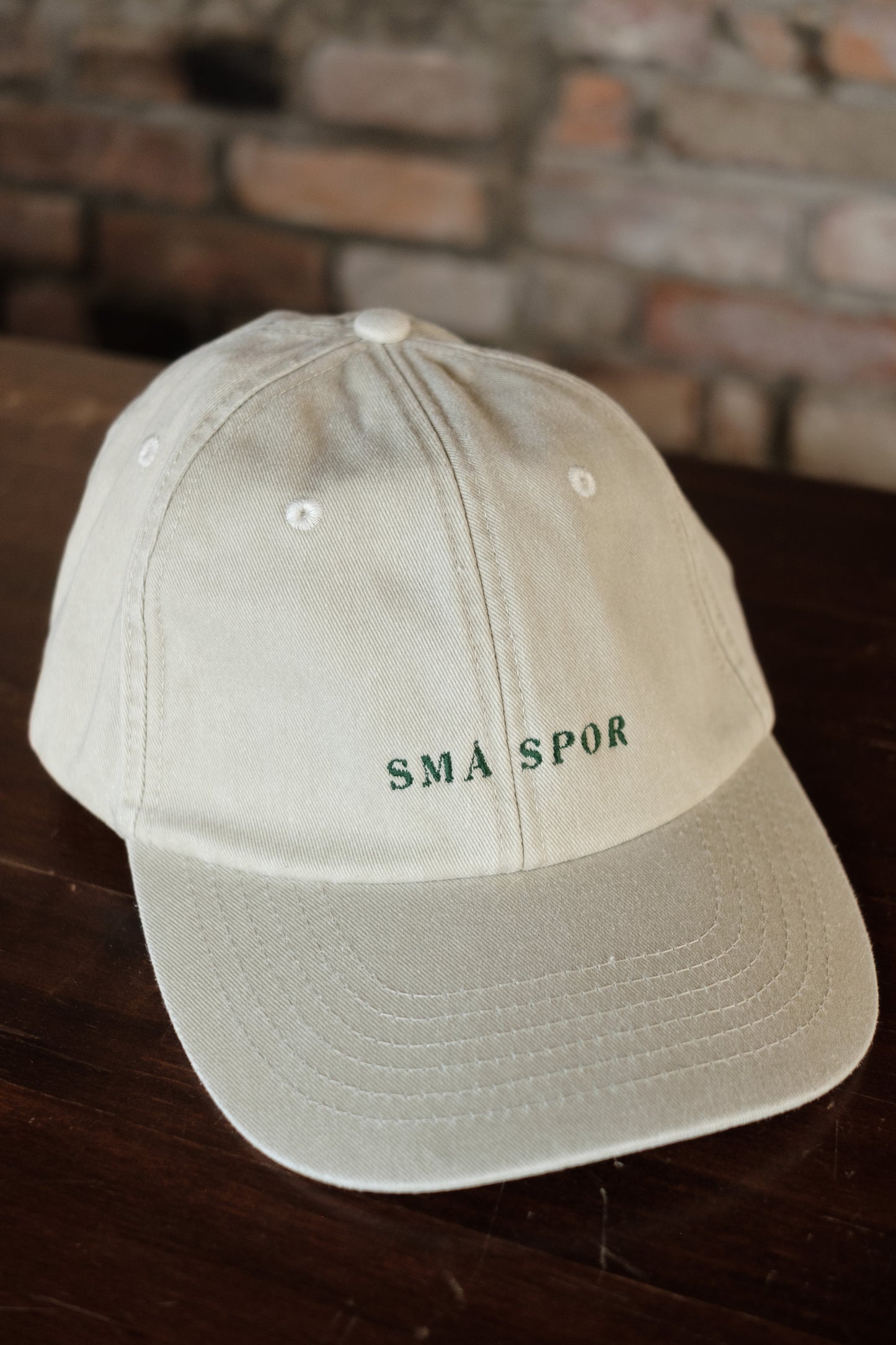 Små spor caps