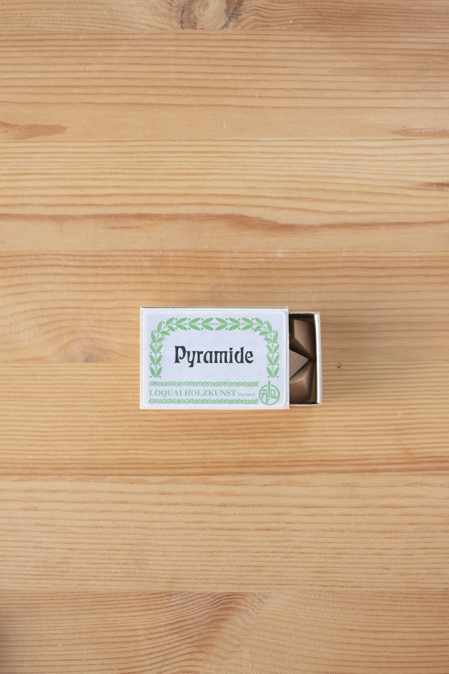 Pyramideproblem i fyrstikkeske